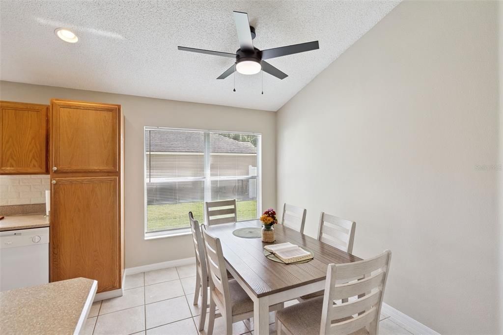 For Sale: $549,999 (5 beds, 4 baths, 2187 Square Feet)