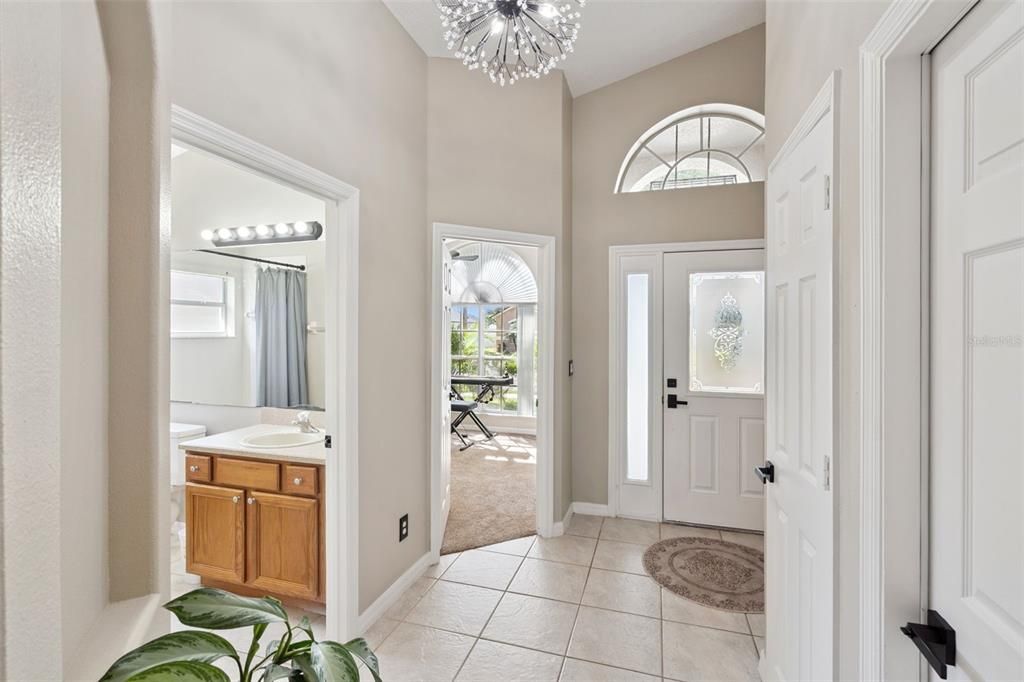 For Sale: $549,999 (5 beds, 4 baths, 2187 Square Feet)