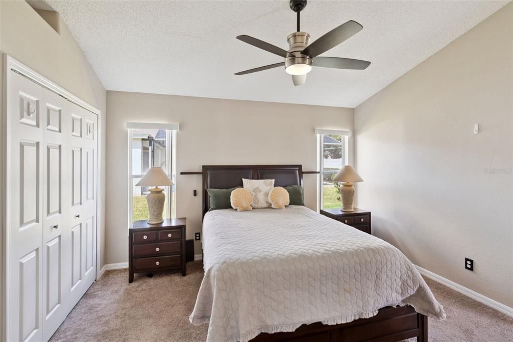 For Sale: $549,999 (5 beds, 4 baths, 2187 Square Feet)