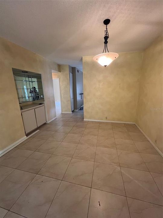 出租: $1,700 (2 贝兹, 2 浴室, 1190 平方英尺)