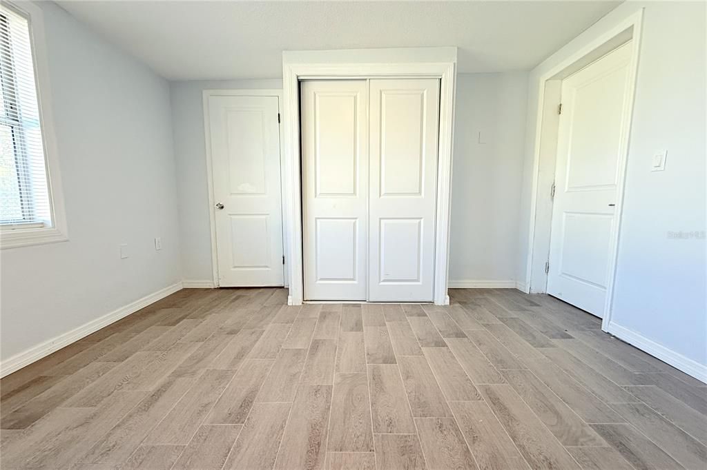 Active With Contract: $239,900 (3 beds, 2 baths, 1412 Square Feet)