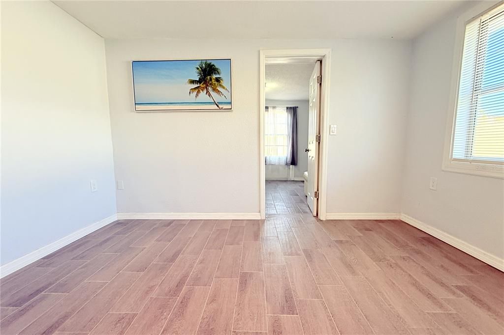 Active With Contract: $239,900 (3 beds, 2 baths, 1412 Square Feet)