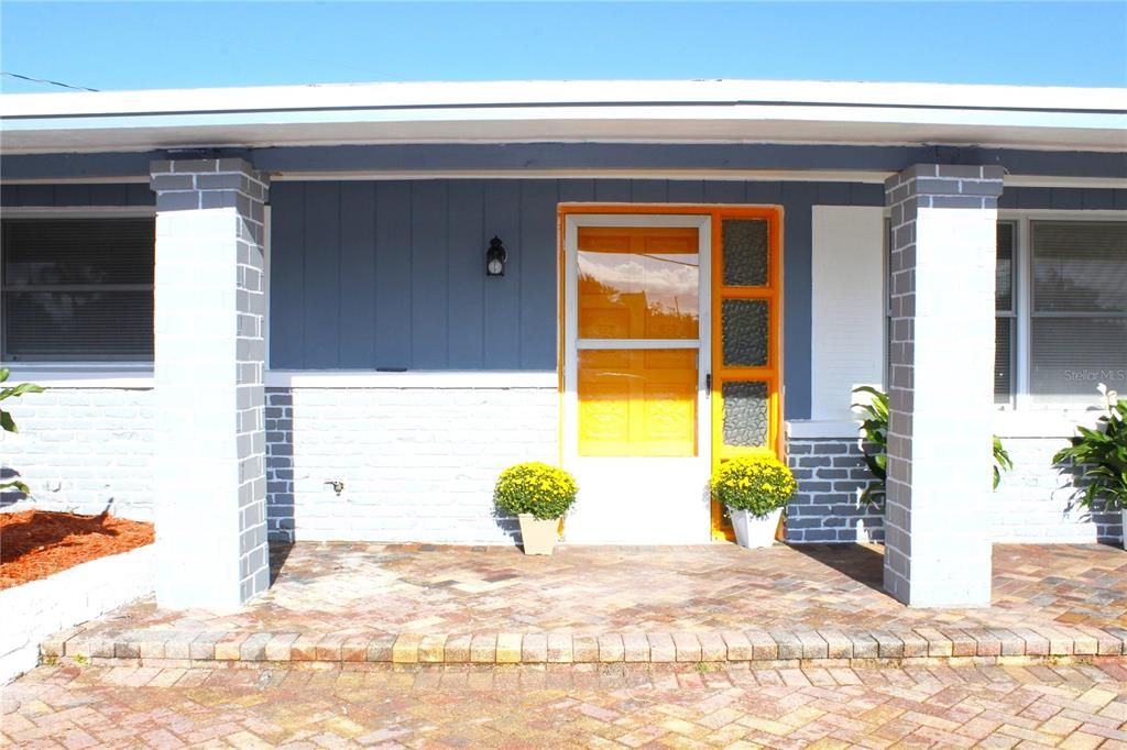 Active With Contract: $239,900 (3 beds, 2 baths, 1412 Square Feet)