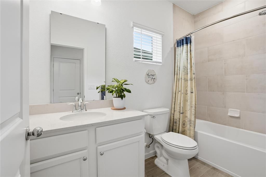 待售: $374,900 (4 贝兹, 3 浴室, 2006 平方英尺)