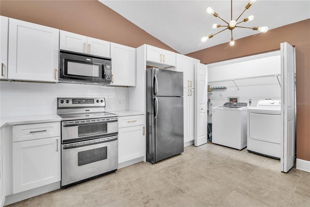 待售: $230,000 (2 贝兹, 2 浴室, 1160 平方英尺)