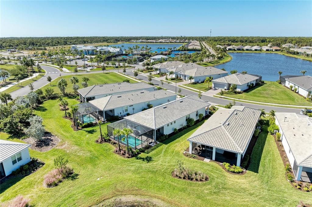 合同活跃: $599,000 (3 贝兹, 2 浴室, 1640 平方英尺)