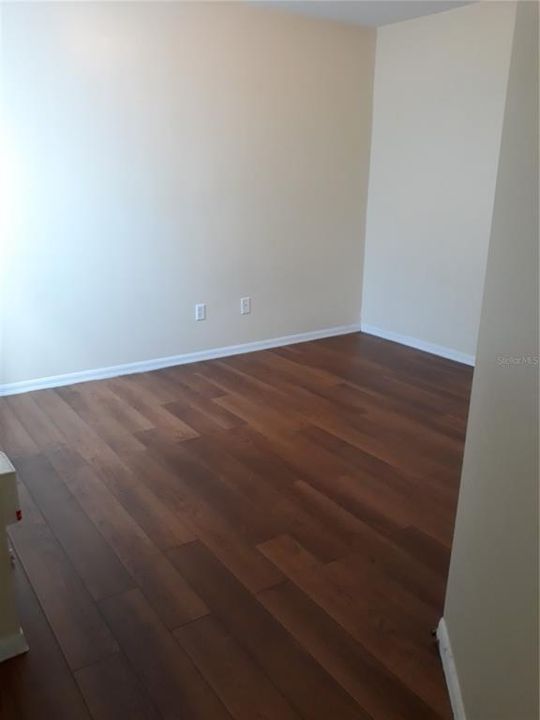 For Rent: $1,850 (3 beds, 2 baths, 1800 Square Feet)