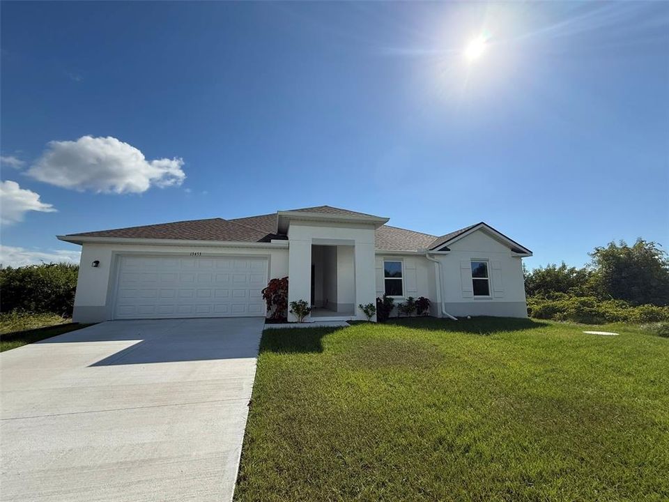 For Rent: $1,995 (3 beds, 2 baths, 2066 Square Feet)