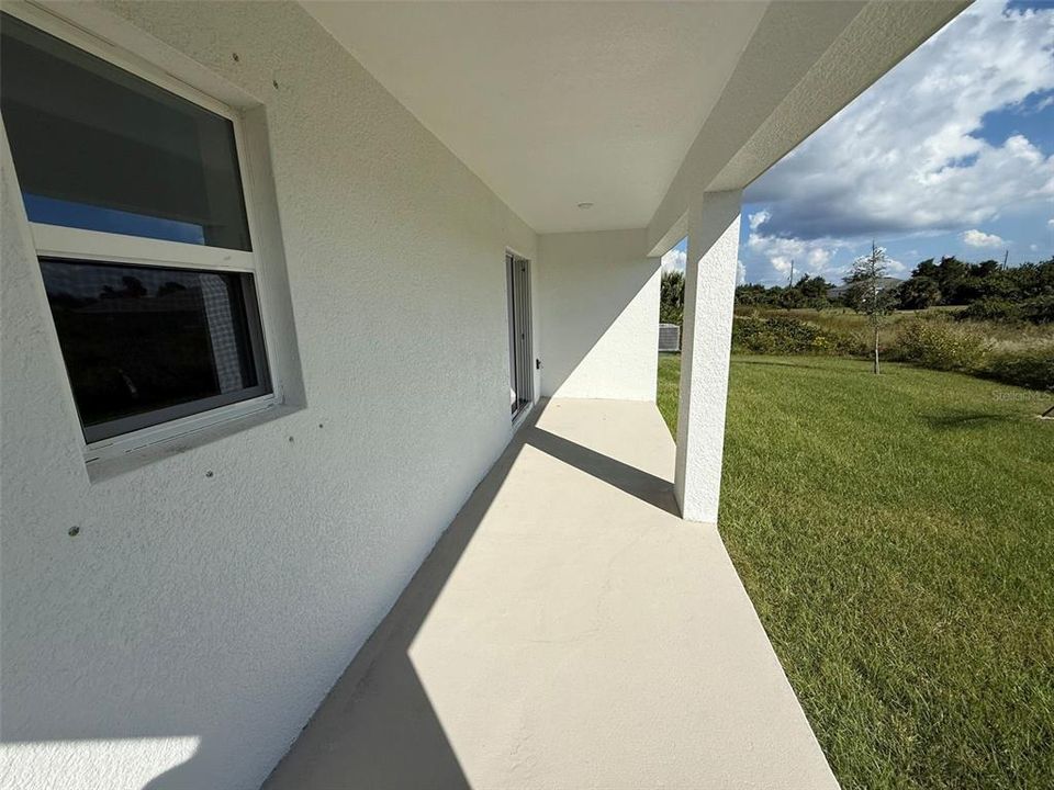 For Rent: $1,995 (3 beds, 2 baths, 2066 Square Feet)