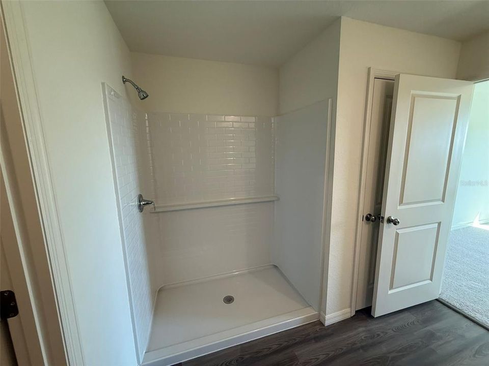 For Rent: $1,995 (3 beds, 2 baths, 2066 Square Feet)