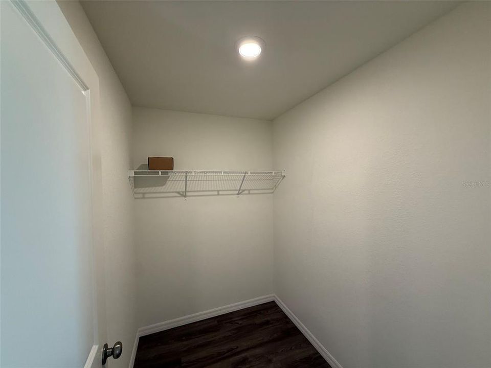 For Rent: $1,995 (3 beds, 2 baths, 2066 Square Feet)