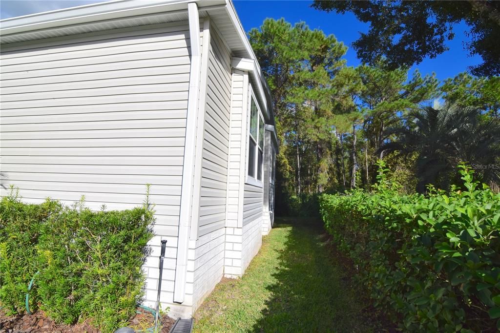 For Sale: $144,900 (2 beds, 2 baths, 1344 Square Feet)