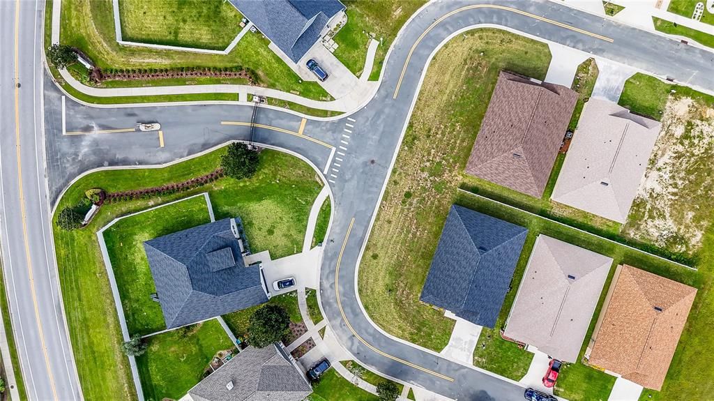 Active With Contract: $354,900 (3 beds, 2 baths, 1876 Square Feet)