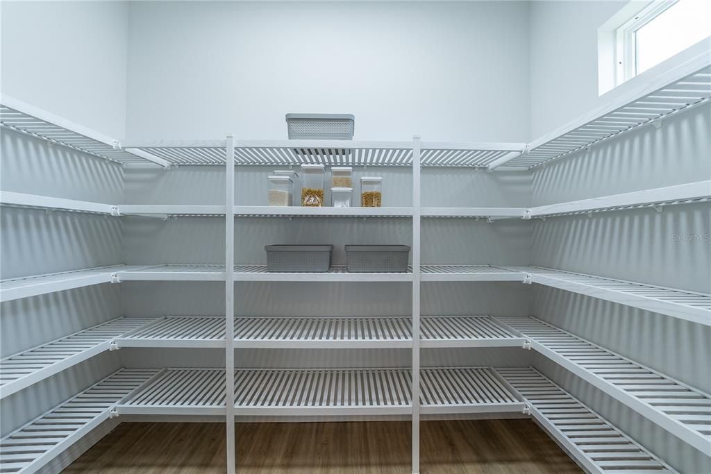 Active With Contract: $354,900 (3 beds, 2 baths, 1876 Square Feet)