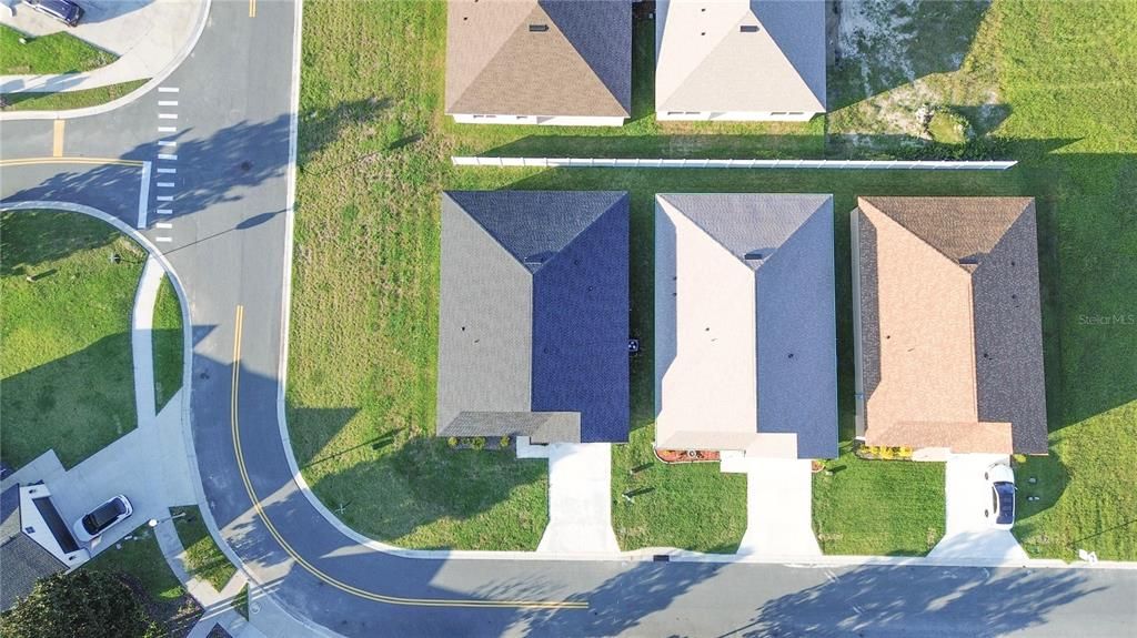 Active With Contract: $354,900 (3 beds, 2 baths, 1876 Square Feet)