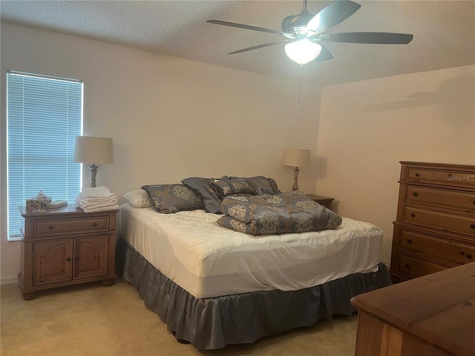 Active With Contract: $2,350 (2 beds, 2 baths, 1490 Square Feet)