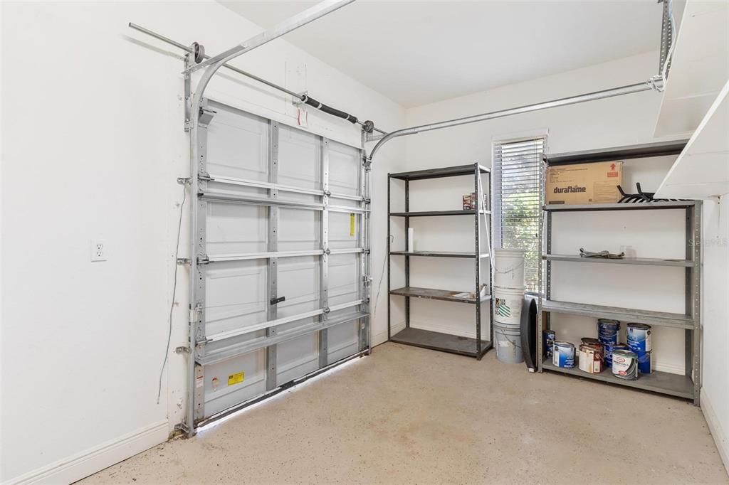 合同活跃: $399,900 (4 贝兹, 2 浴室, 2322 平方英尺)