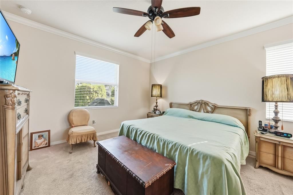 For Sale: $475,000 (4 beds, 3 baths, 2025 Square Feet)