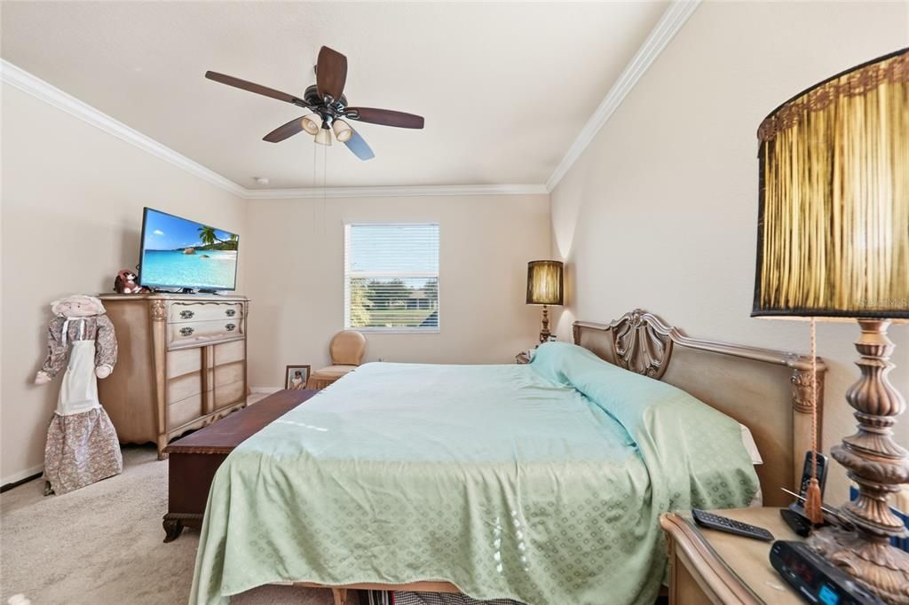 For Sale: $475,000 (4 beds, 3 baths, 2025 Square Feet)