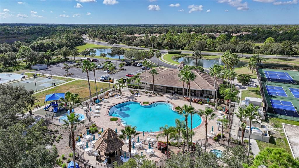 For Sale: $475,000 (4 beds, 3 baths, 2025 Square Feet)