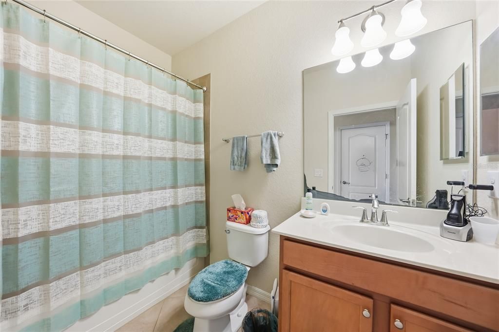 For Sale: $475,000 (4 beds, 3 baths, 2025 Square Feet)