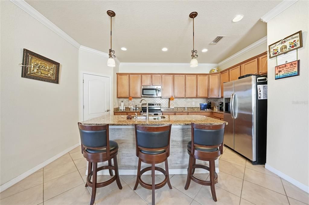 For Sale: $475,000 (4 beds, 3 baths, 2025 Square Feet)