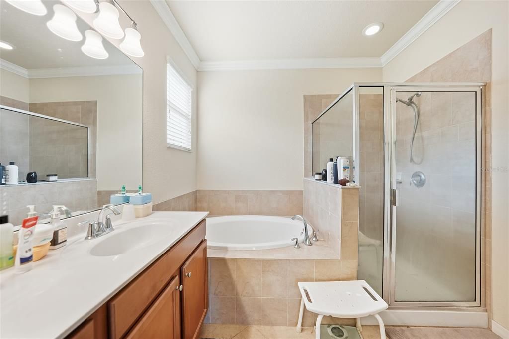 For Sale: $475,000 (4 beds, 3 baths, 2025 Square Feet)