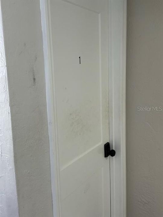 待售: $379,000 (4 贝兹, 0 浴室, 1748 平方英尺)