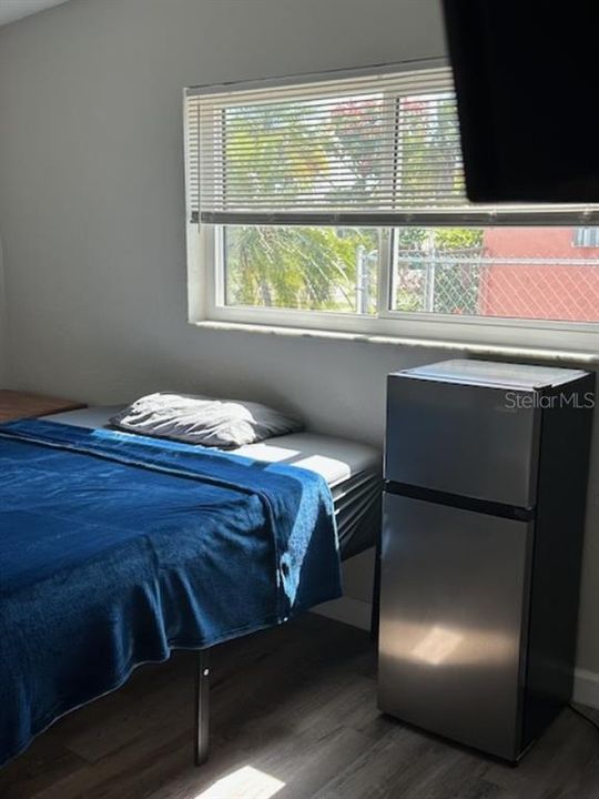 待售: $379,000 (4 贝兹, 0 浴室, 1748 平方英尺)