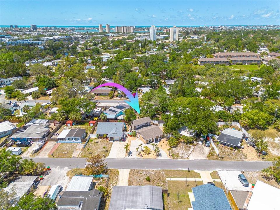 Active With Contract: $400,000 (3 beds, 2 baths, 1670 Square Feet)