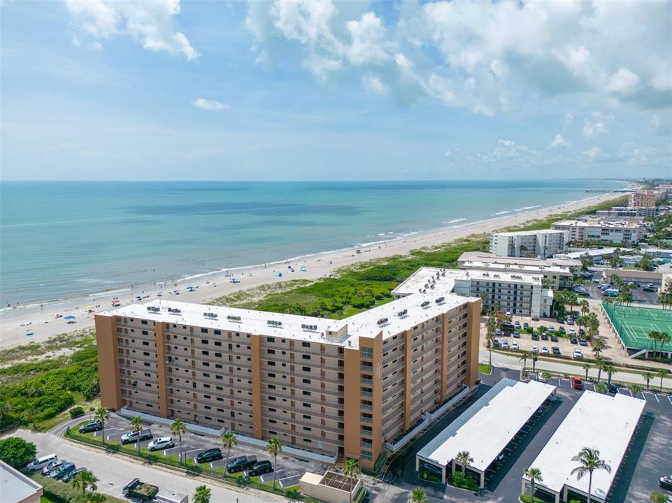 На продажу: $595,000 (2 спален, 2 ванн, 1145 Квадратных фут)