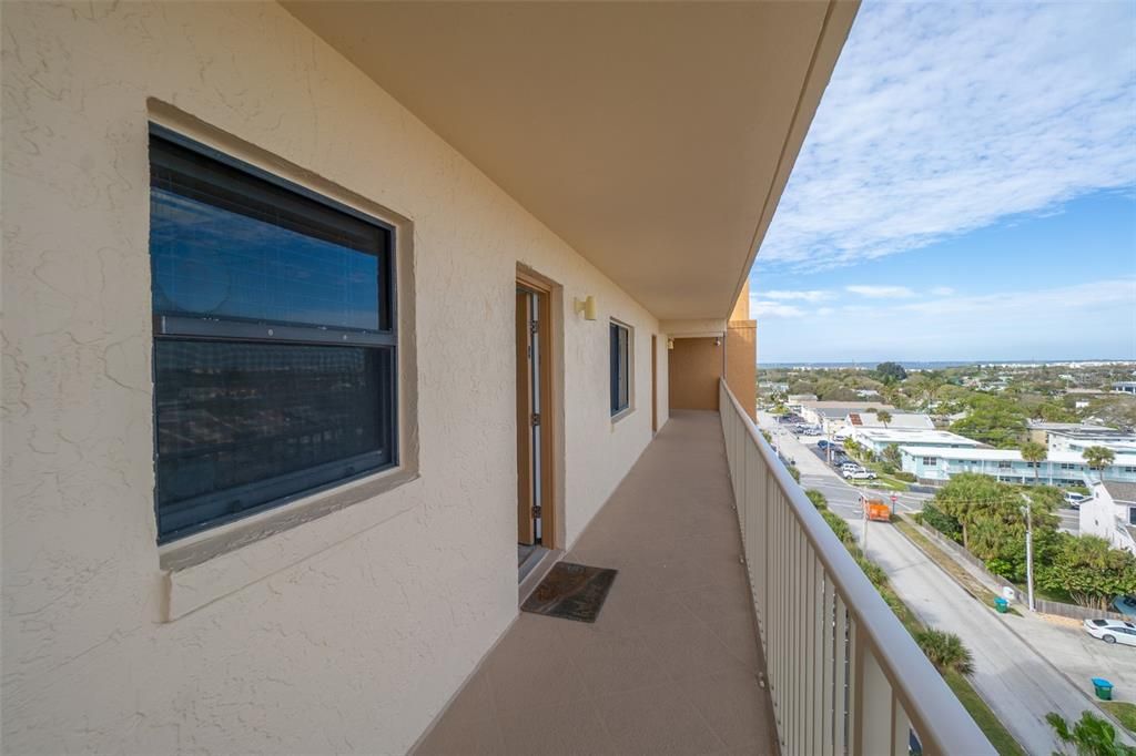 На продажу: $595,000 (2 спален, 2 ванн, 1145 Квадратных фут)