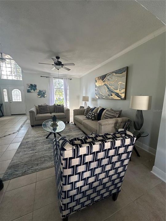 Active With Contract: $470,000 (4 beds, 3 baths, 2586 Square Feet)