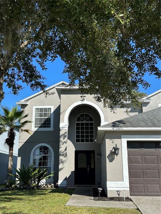 Active With Contract: $470,000 (4 beds, 3 baths, 2586 Square Feet)