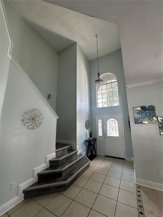 Active With Contract: $470,000 (4 beds, 3 baths, 2586 Square Feet)