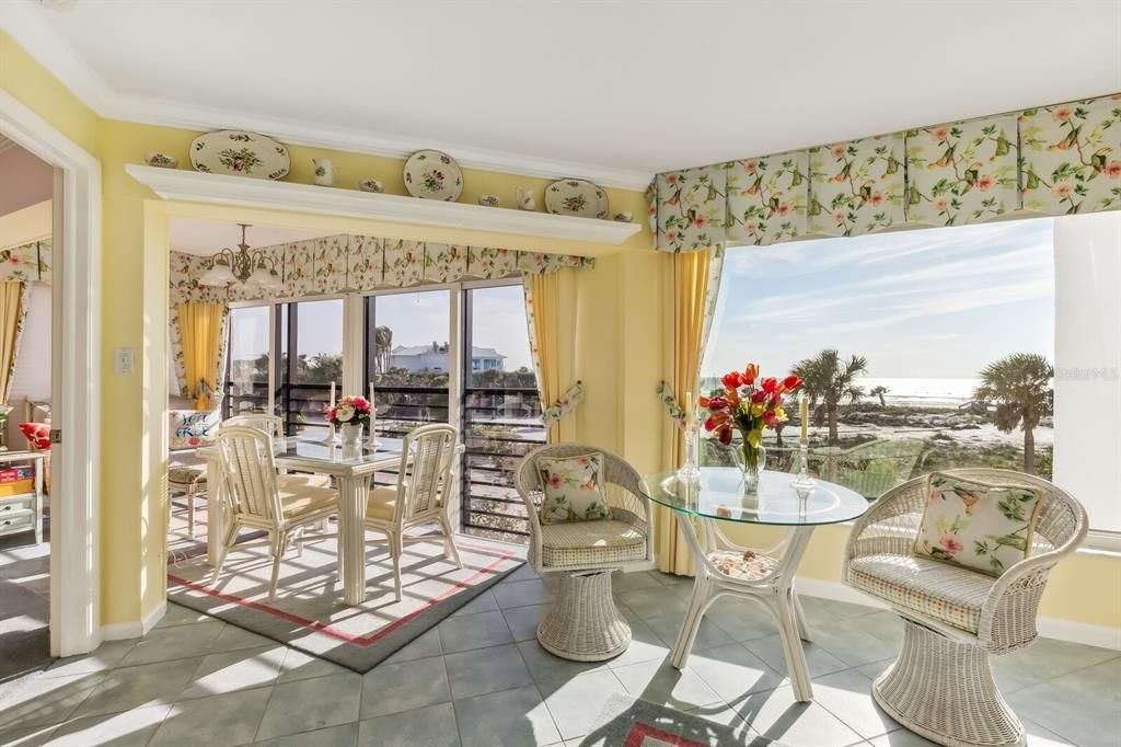 待售: $895,000 (1 贝兹, 1 浴室, 750 平方英尺)