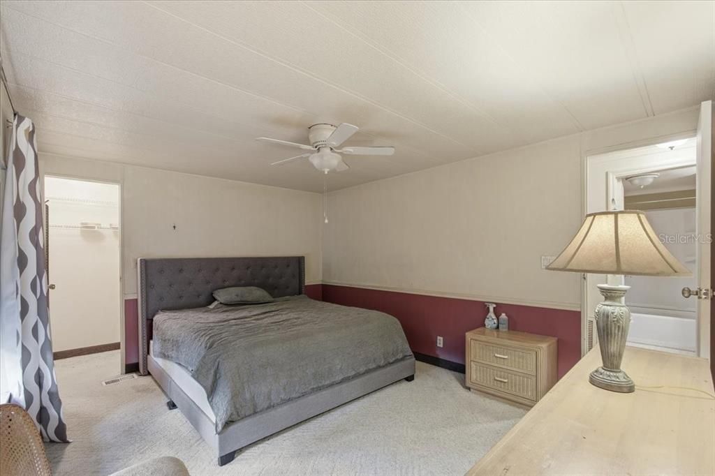 For Sale: $170,000 (2 beds, 2 baths, 1416 Square Feet)