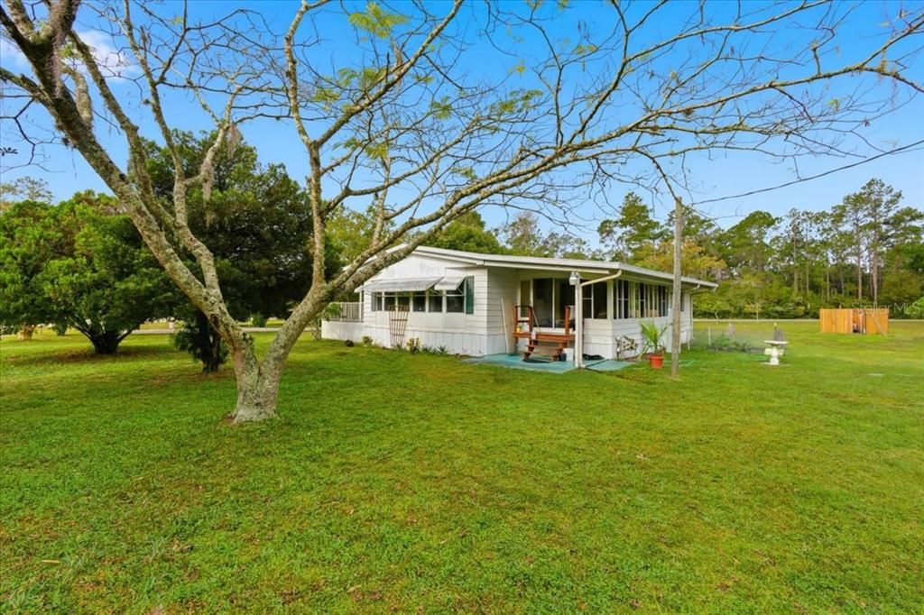 For Sale: $170,000 (2 beds, 2 baths, 1416 Square Feet)