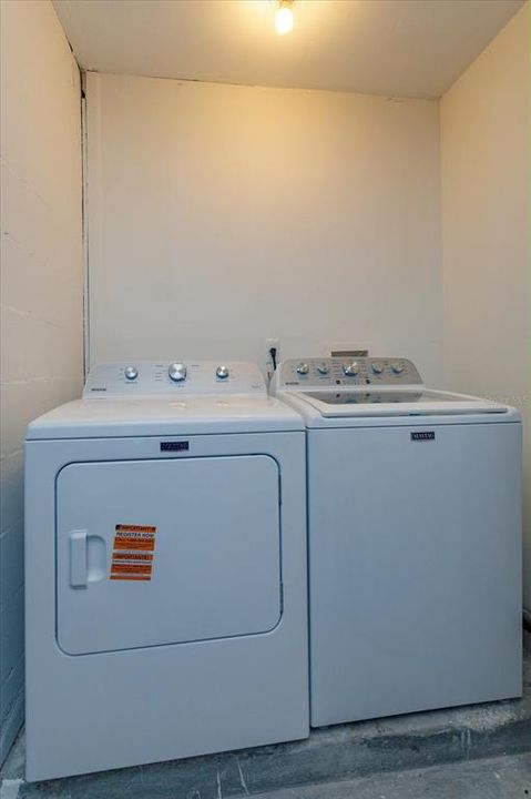 На продажу: $350,000 (3 спален, 2 ванн, 1300 Квадратных фут)