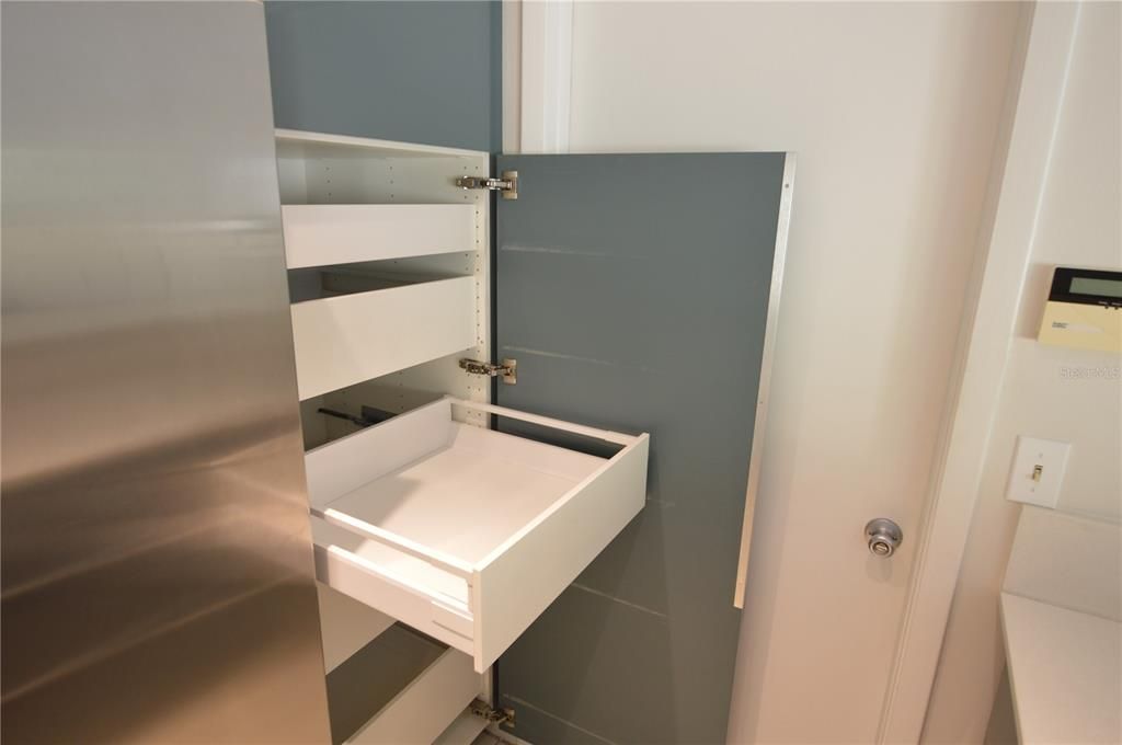 На продажу: $350,000 (3 спален, 2 ванн, 1300 Квадратных фут)