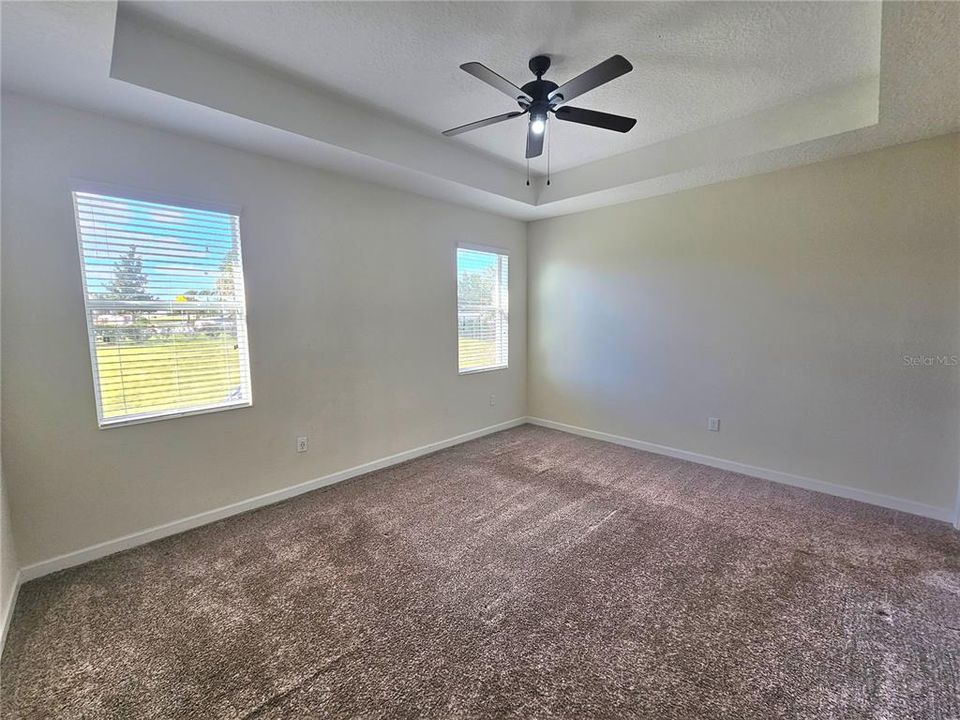 For Sale: $550,000 (4 beds, 3 baths, 2166 Square Feet)