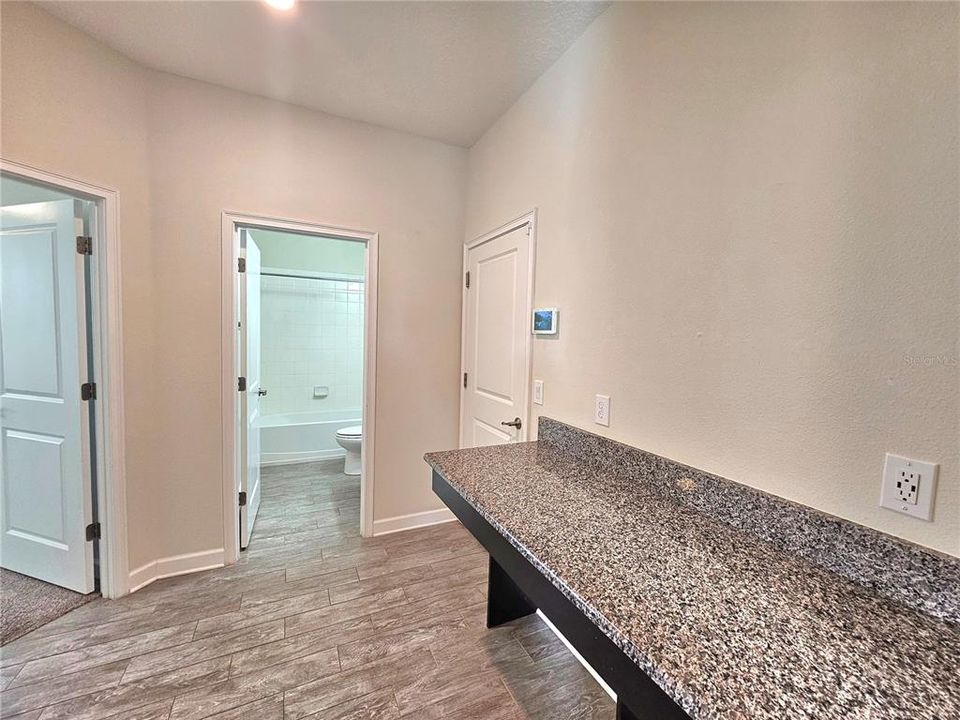 For Sale: $550,000 (4 beds, 3 baths, 2166 Square Feet)