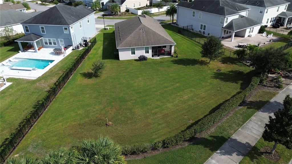 For Sale: $550,000 (4 beds, 3 baths, 2166 Square Feet)