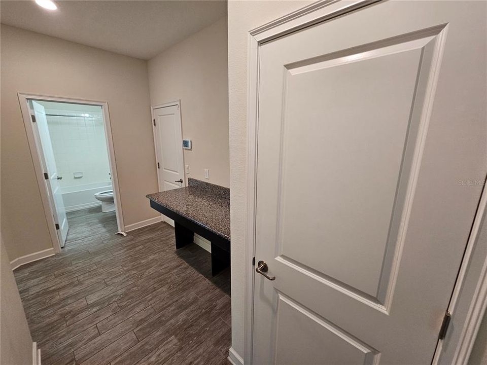 For Sale: $550,000 (4 beds, 3 baths, 2166 Square Feet)