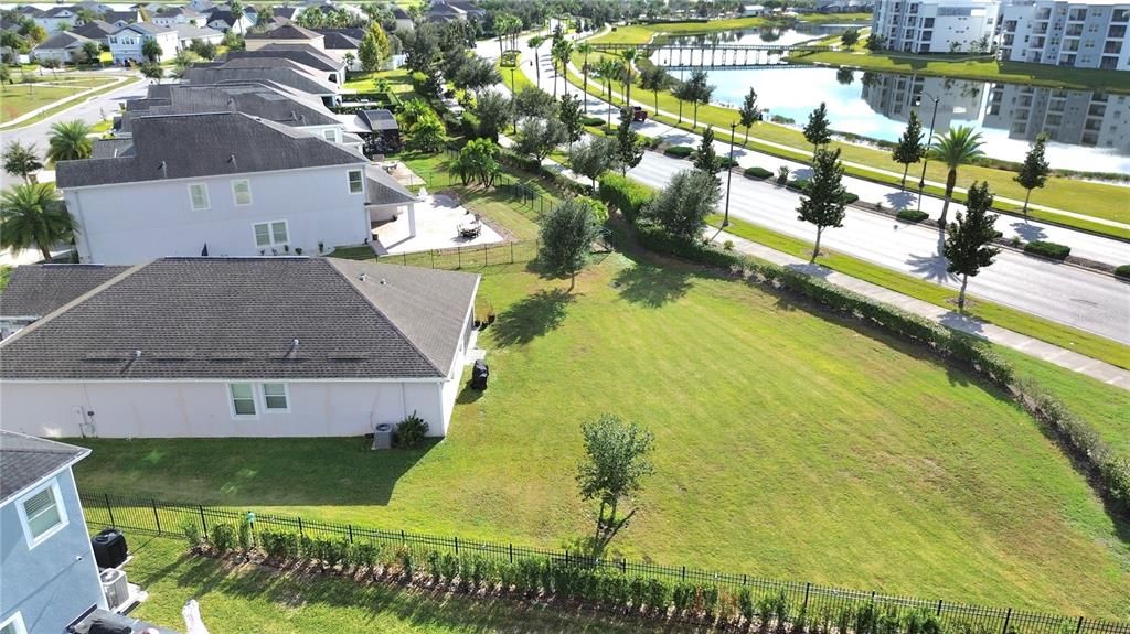 For Sale: $550,000 (4 beds, 3 baths, 2166 Square Feet)