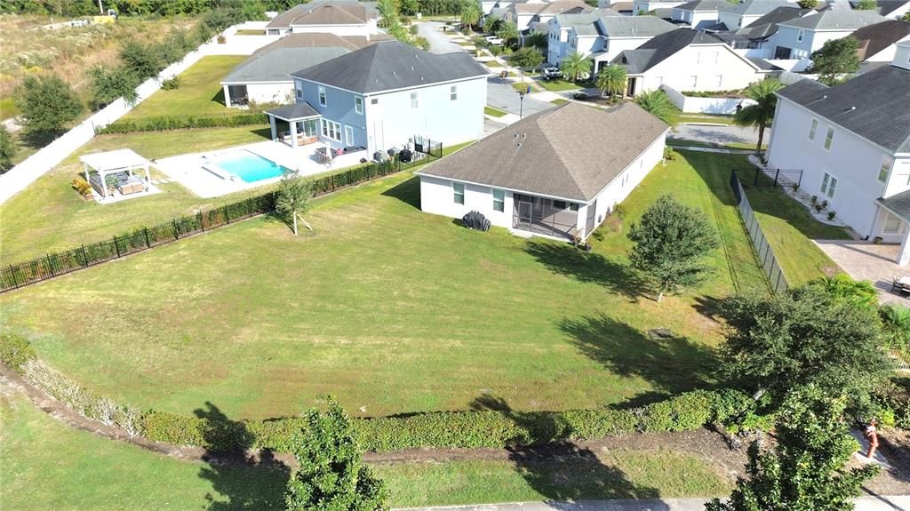 For Sale: $550,000 (4 beds, 3 baths, 2166 Square Feet)