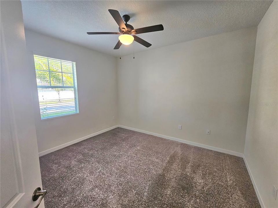 For Sale: $550,000 (4 beds, 3 baths, 2166 Square Feet)