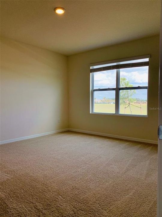 For Rent: $2,380 (3 beds, 2 baths, 1672 Square Feet)