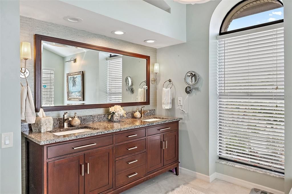 待售: $1,395,000 (4 贝兹, 3 浴室, 2790 平方英尺)