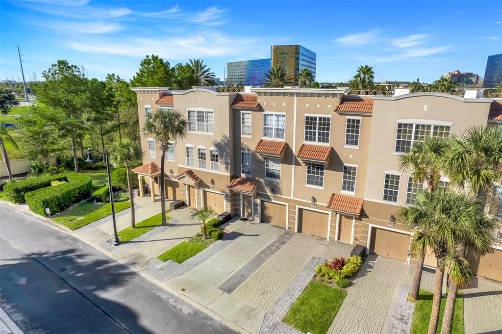 На продажу: $450,000 (3 спален, 3 ванн, 1746 Квадратных фут)